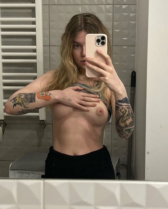 Почему девушки по вызову без необходимости объяснять - это нормально? Почему девушки по вызову без необходимости объяснять - это нормально?